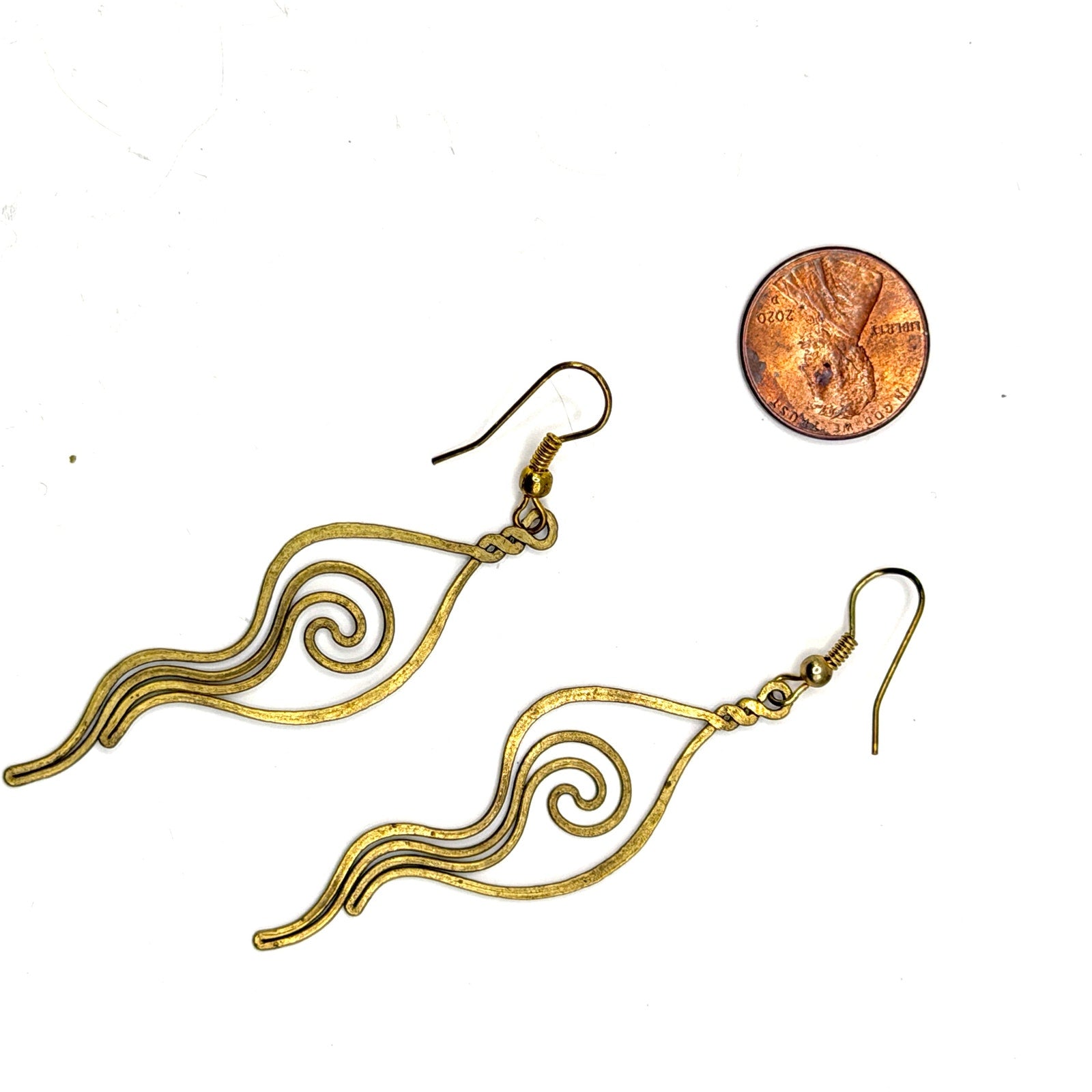 Vintage 90s Brass Abstract Spiral Hammered Texture Dangle Earrings