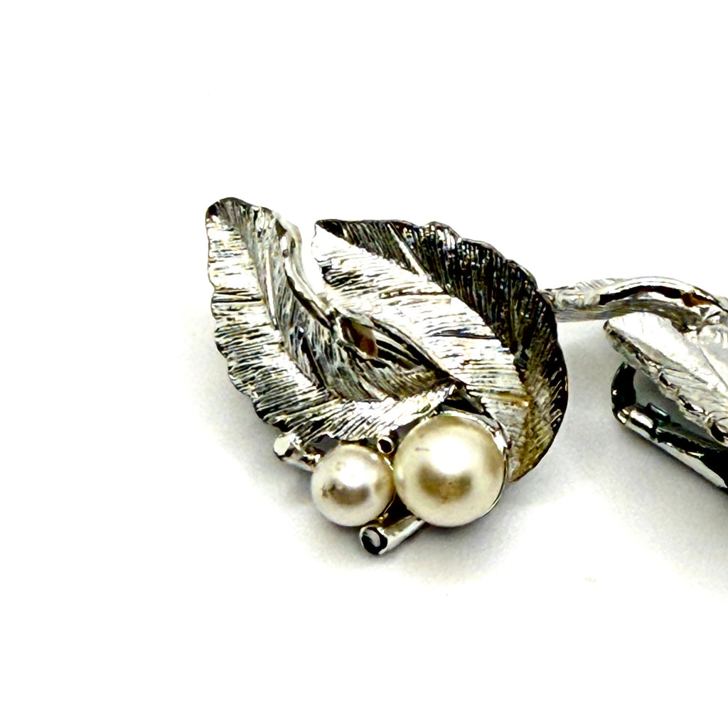 Vintage 60s Sarah Coventry Silver Faux Pearl Signed Leaf Clip On Earrings