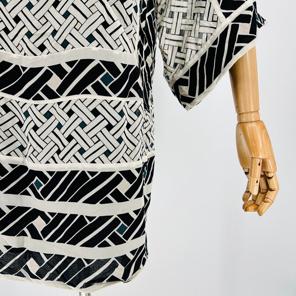 Diane von Furstenberg Black White Geometric Print 100% Silk Mini Dress
