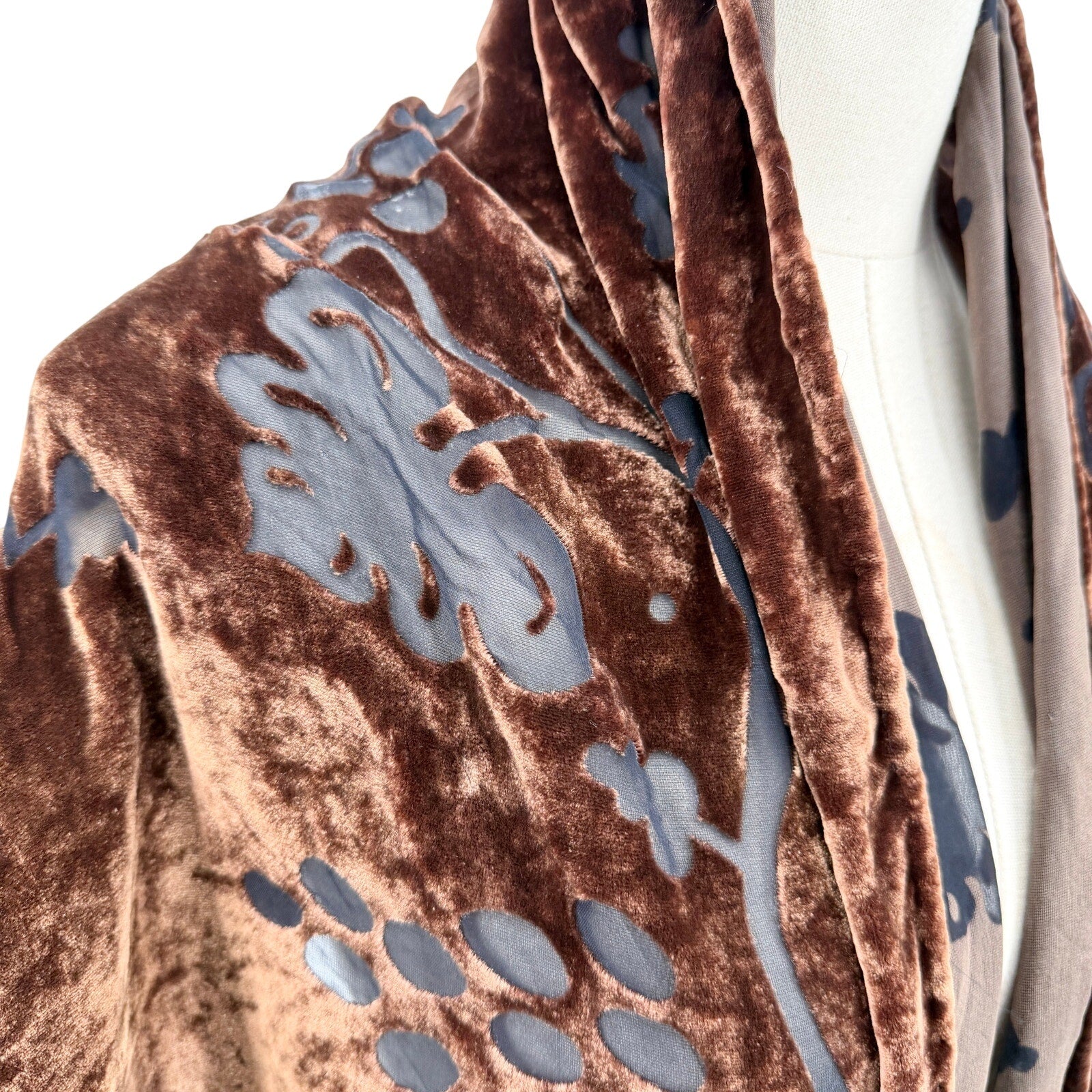 Vintage Y2K Boho Brown Velvet Black Burnout Grape Leaf Fringe Scarf