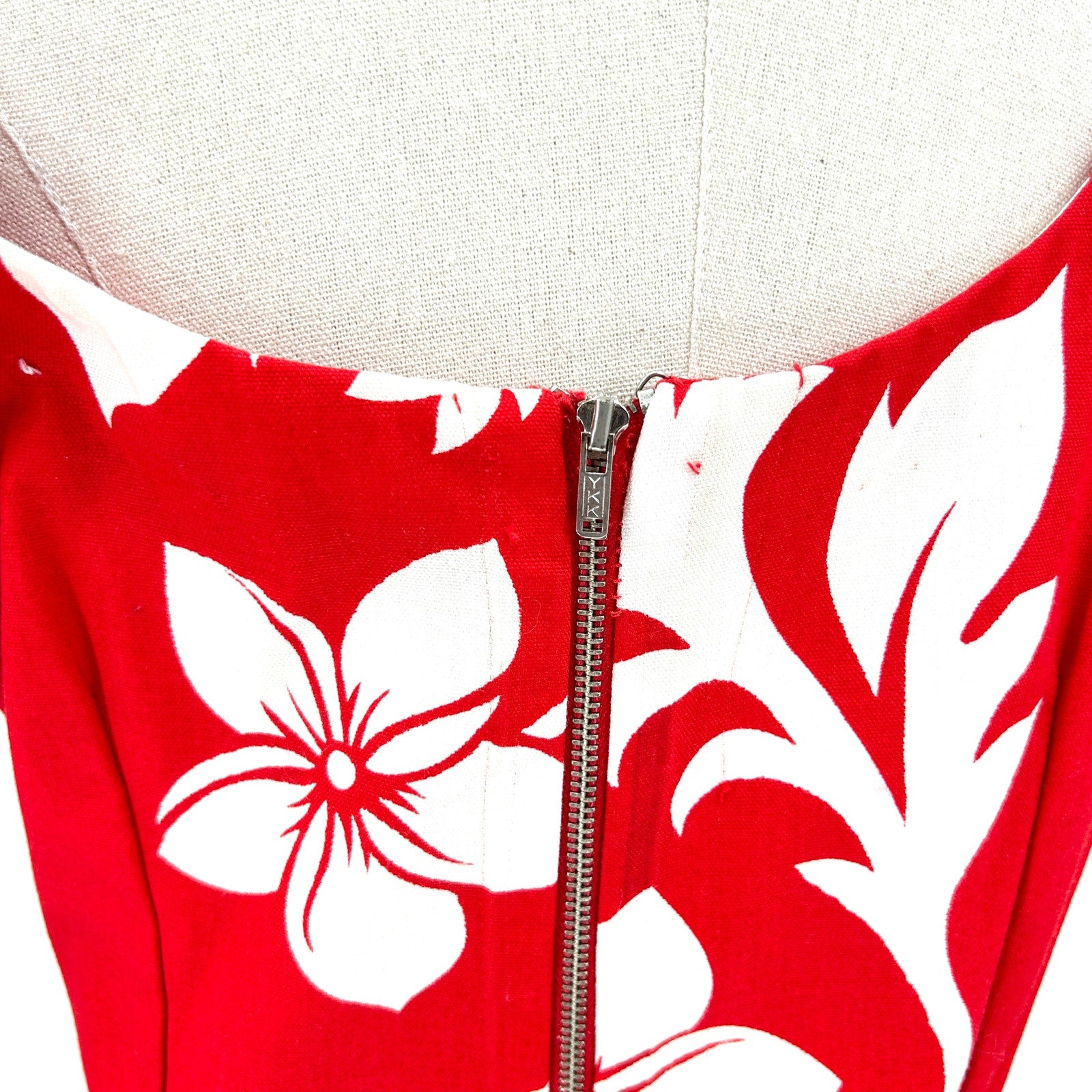 Vintage 60s Red White Hawaiian Aloha Cotton Floral Mermaid Dress