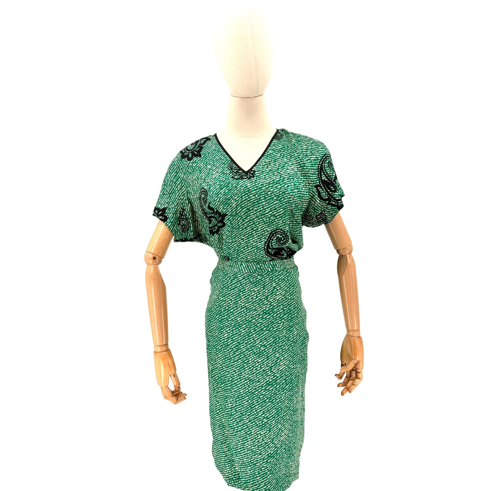 Vintage 80s Green Paisley Satin Custom Made Tribal Boho Skirt Set