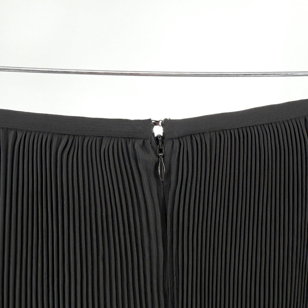 Halston Black Chalk Color Block Pleated Wrap Skirt