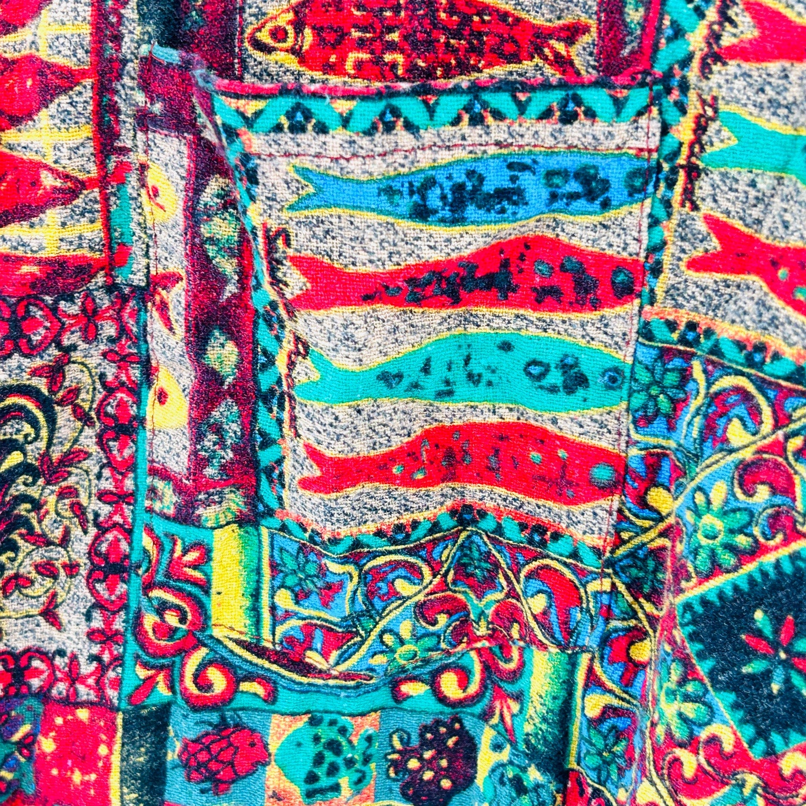 Vintage 90s Red Green Fish Novelty Print Cotton Button Up Boxy Shirt