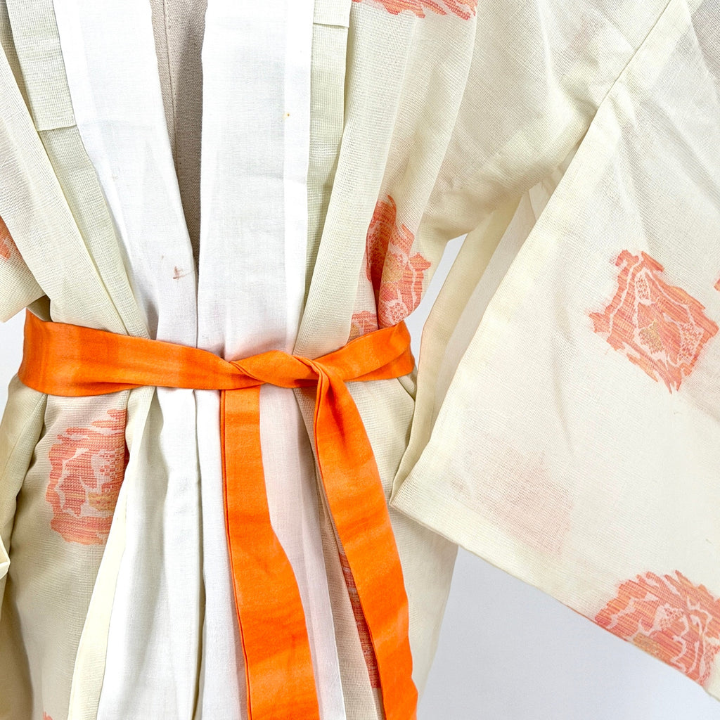 Vintage 70s Showa Cream Peach Patterned Open Weave Sha Gauze Silk Kimono Robe