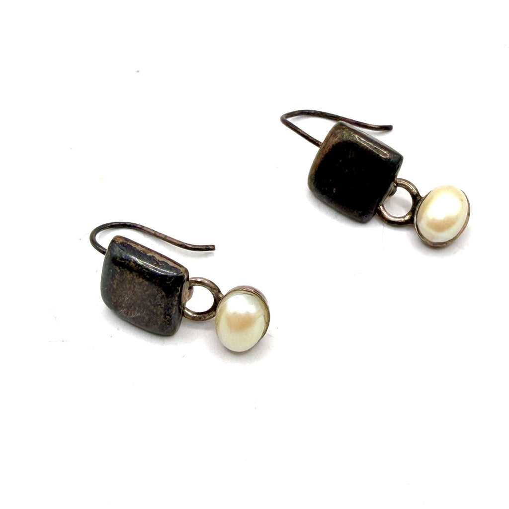 Vintage 90s Sterling Silver Stamped Mexico Pearl Drop Earrings