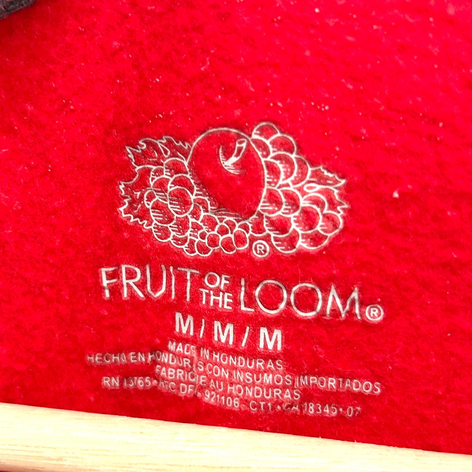Fruit of the Loom Red Embroidered Free Cuba Protest Graphic Sweatshirt
