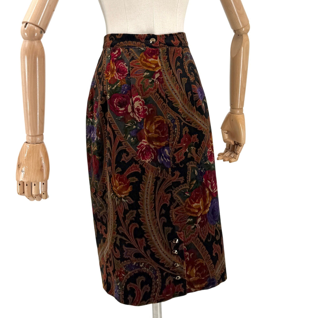 Vintage 90s Janine Black Red Ornate Baroque Floral Velvet Pencil Skirt