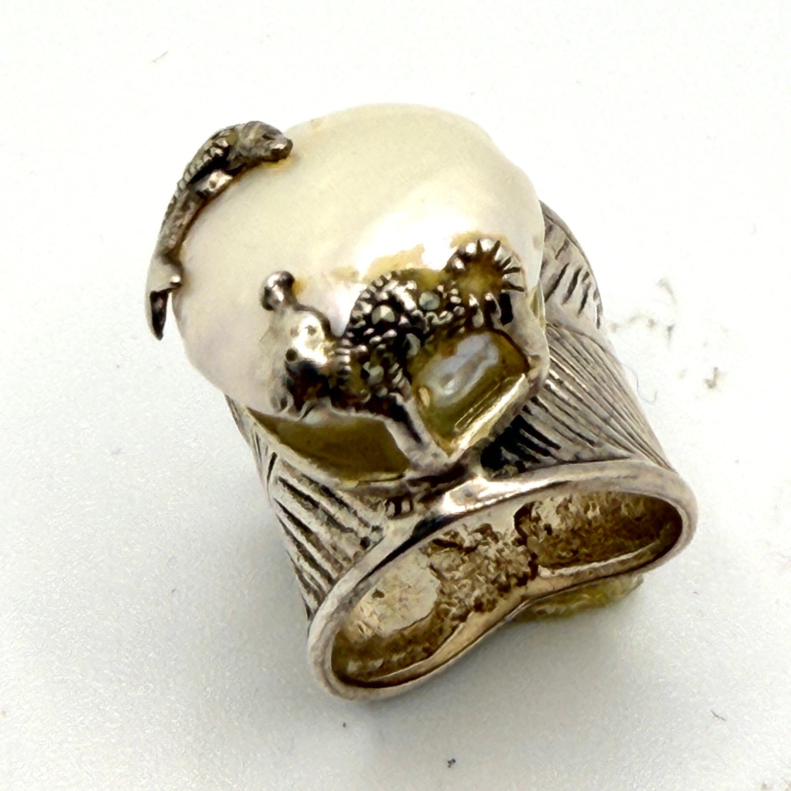 Vintage 90s Signed Collins Fine Jewelry Sterling Mabe Pearl Dolphin Ring