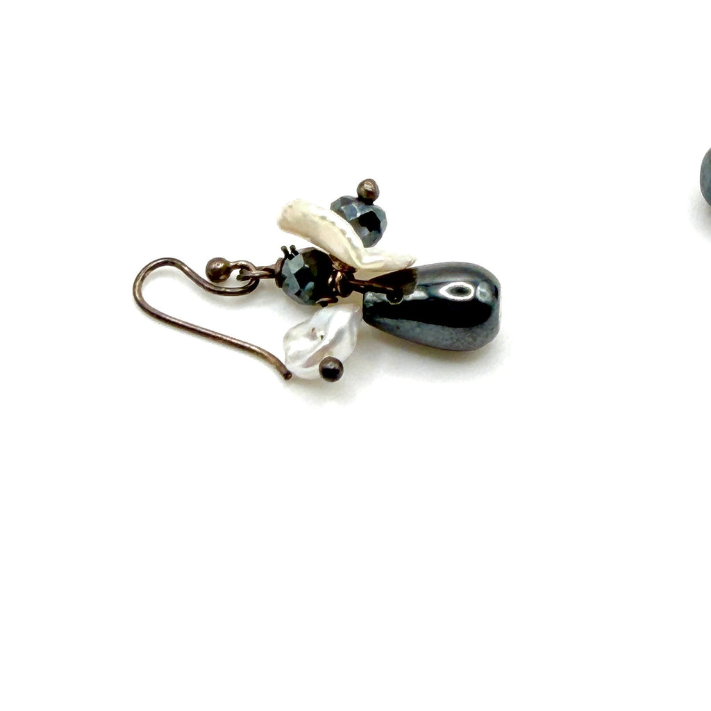 Vintage 90s Pearl Hematite Teardrop Silver Whimsical Goth Drop Earrings