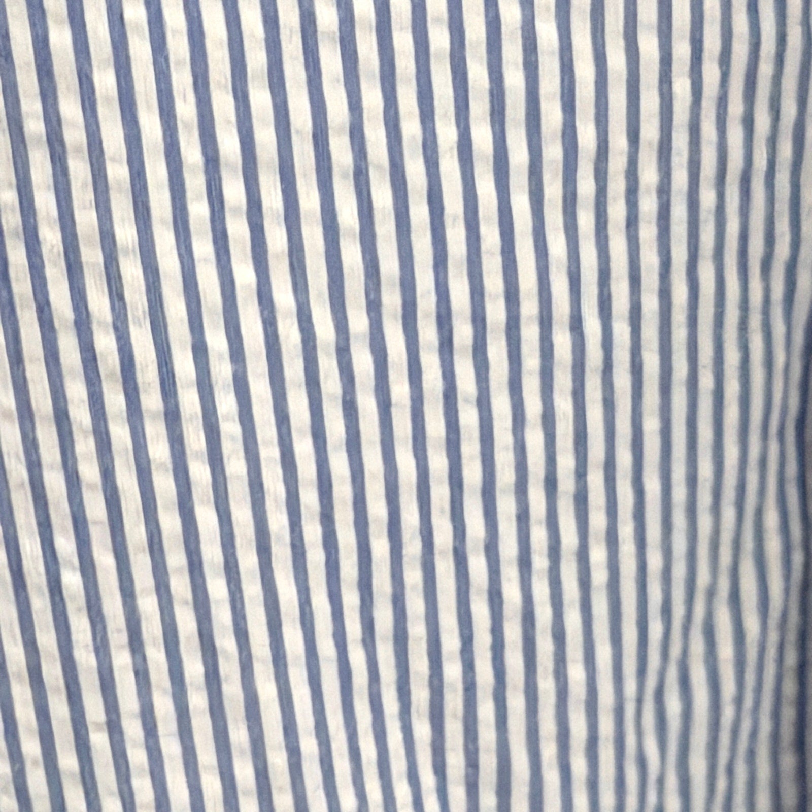 L.L. Bean Blue White Striped 100% Cotton Seersucker Button Down Shirt