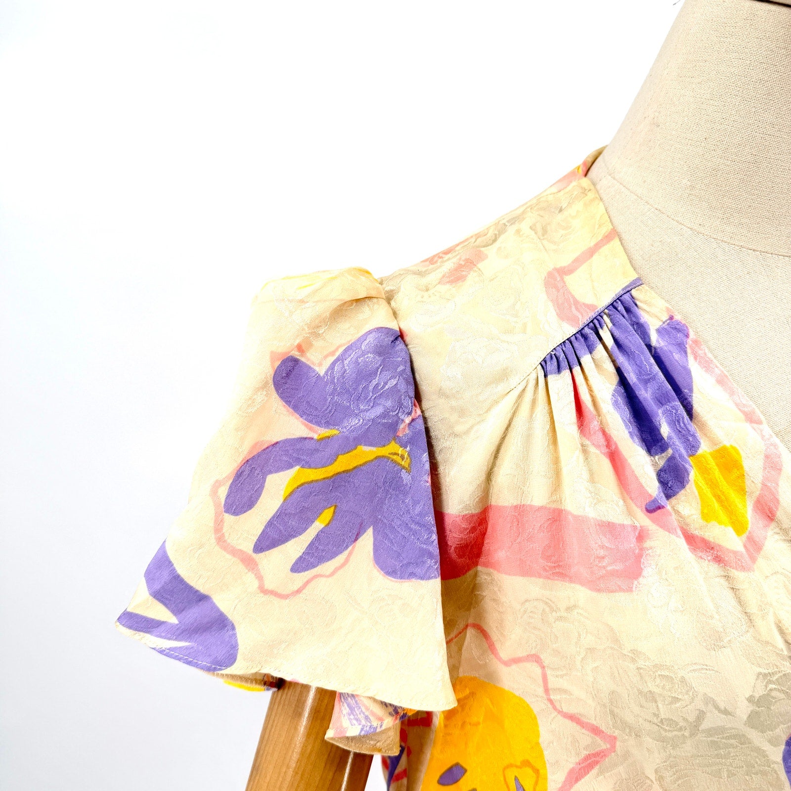 Vintage 80s Flora Kung 100% Silk Pastel Floral Flutter Sleeve Wrap Dress