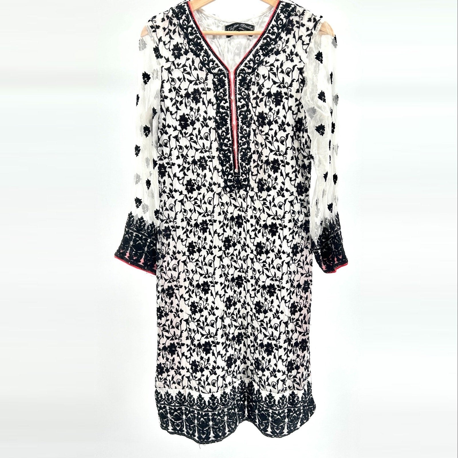 Vintage Y2K Chiffon Studio Black White Embroidered Silk Indian Kurta