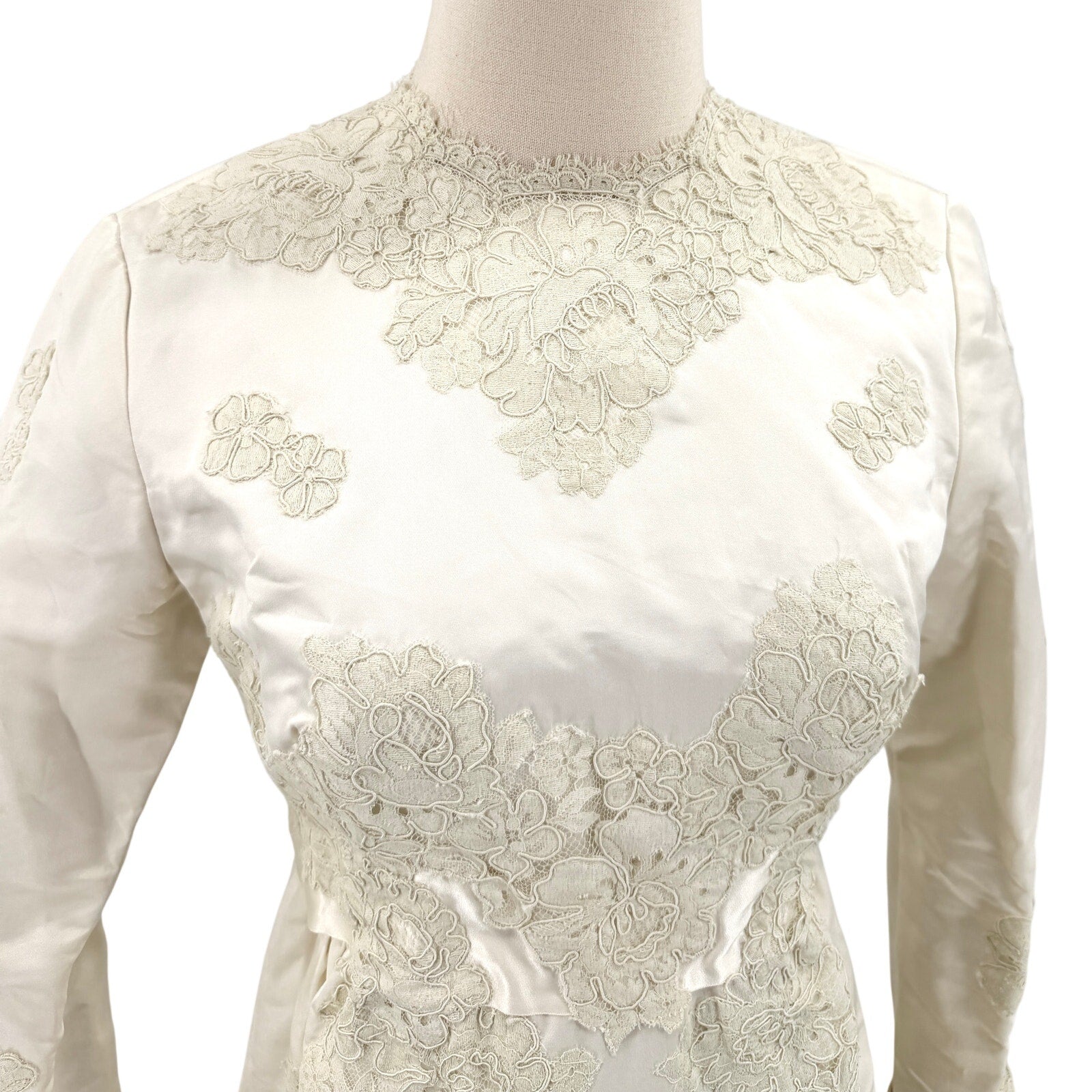 Vintage 60s I Magnin Ivory Satin Elegant Lace Long Sleeve Wedding Dress