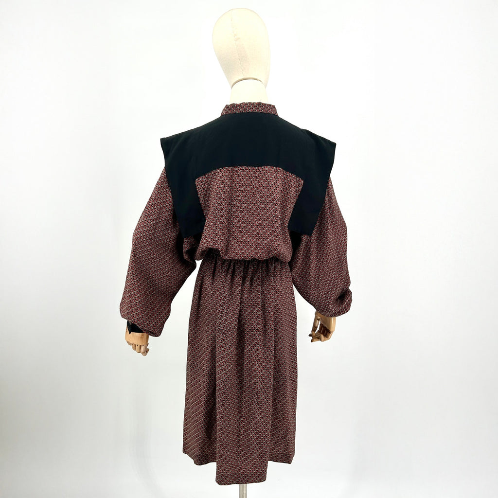 Vintage 1980s Oleg Cassini Boutique Red Black Geometric Dress