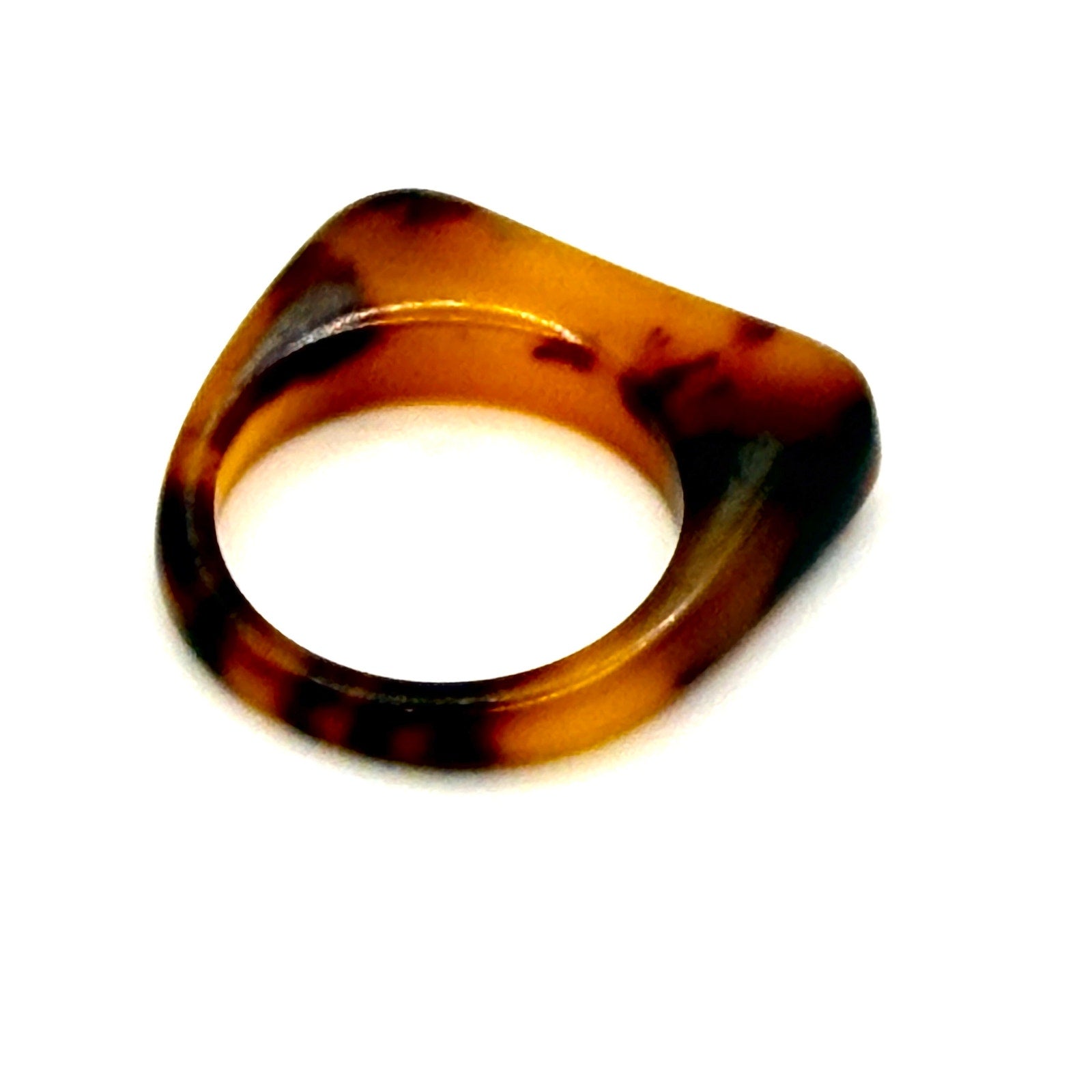 Vintage 90s Brown Tortoise Faux Resin Minimalist Architectural Statement Ring