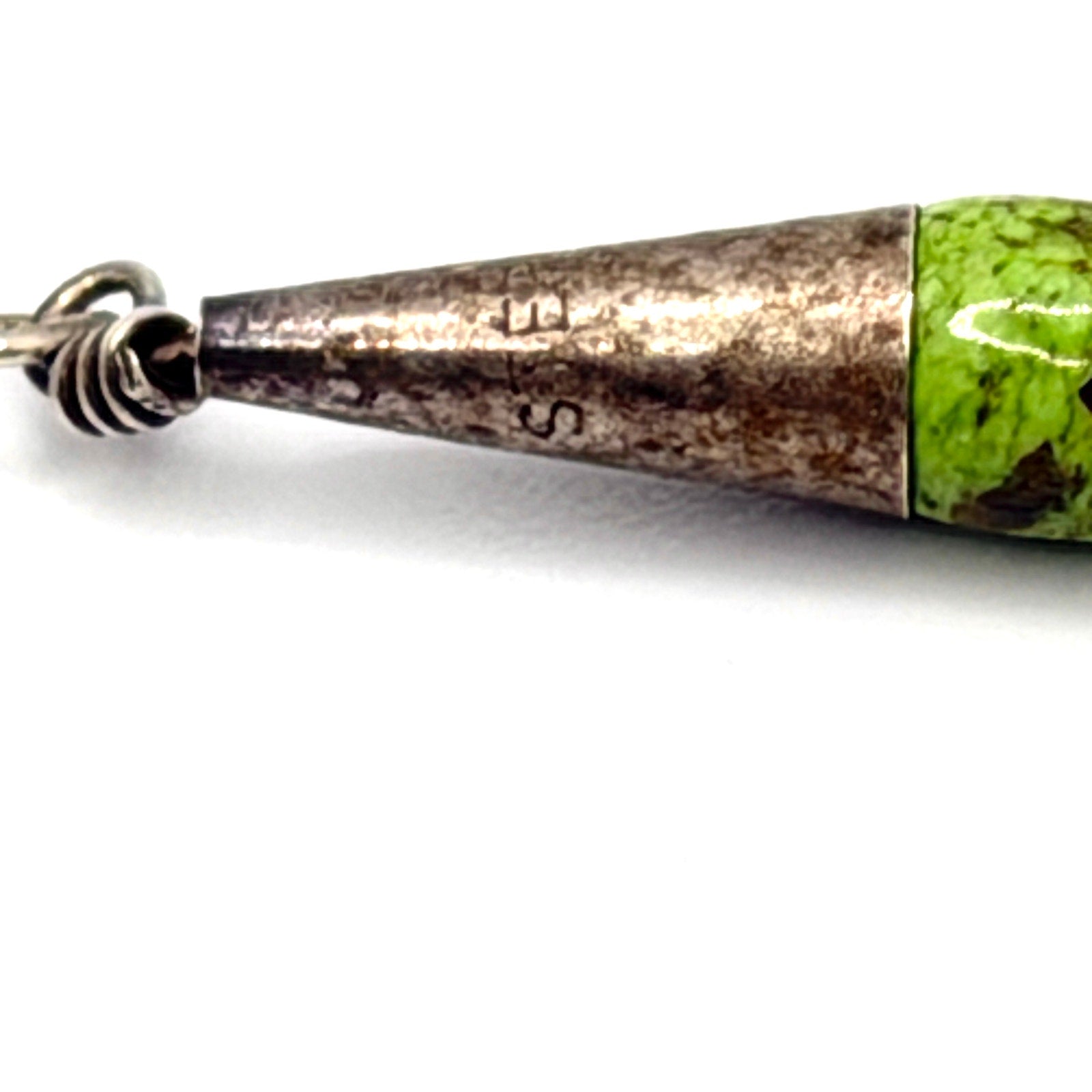 Vintage 90s Signed SE Sterling Silver Apple Green Gaspeite Barrel Necklace