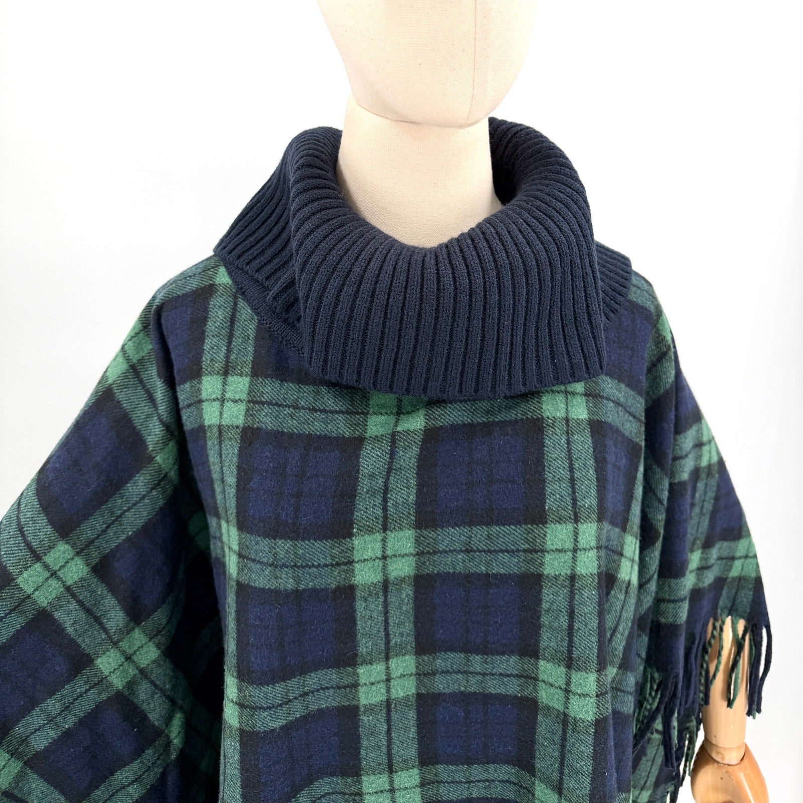 Talbots Navy Green Black Watch Plaid Fringe Turtleneck Poncho