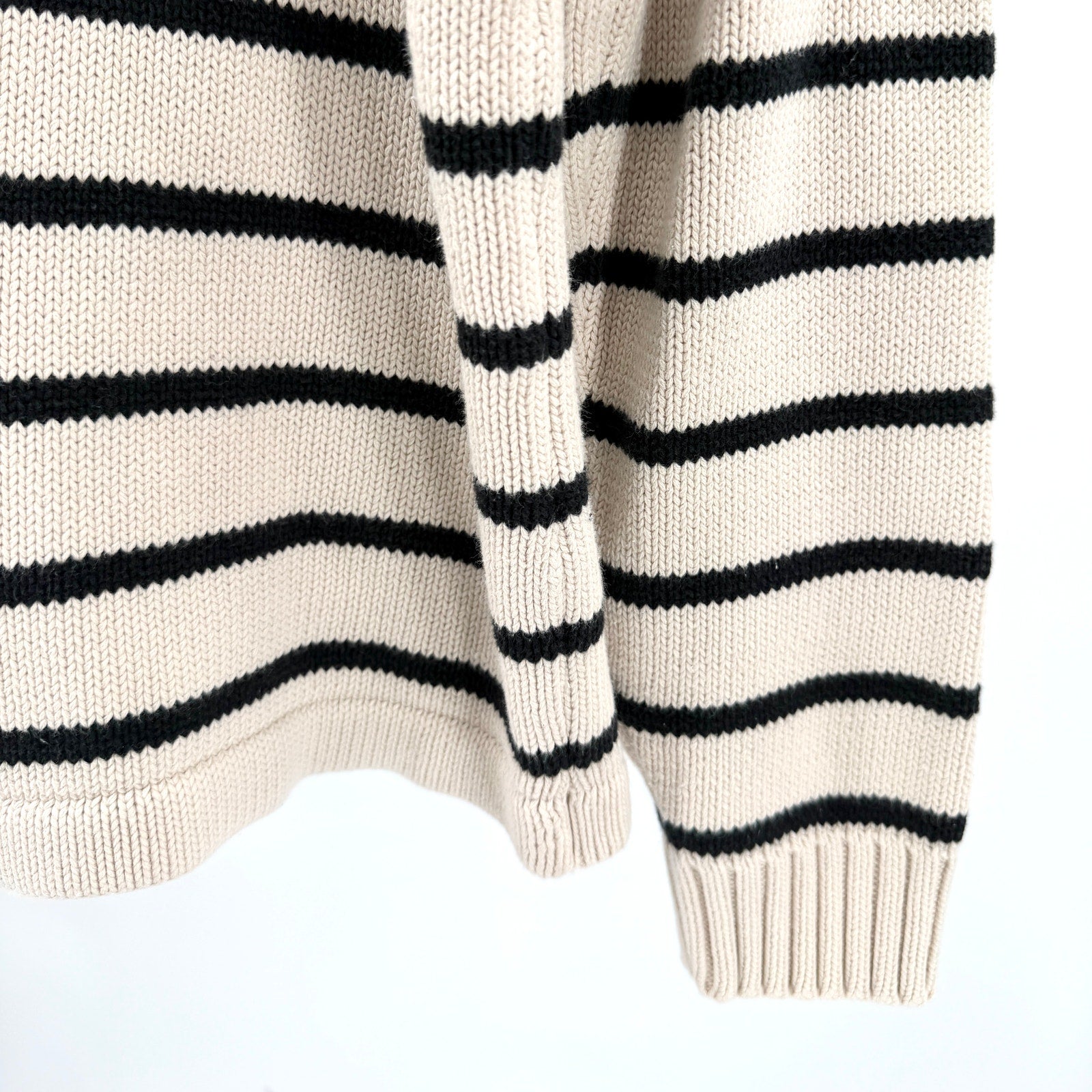 Vintage Y2K Charter Club Cream Black 100% Cotton Gold Crest Half Zip Sweater