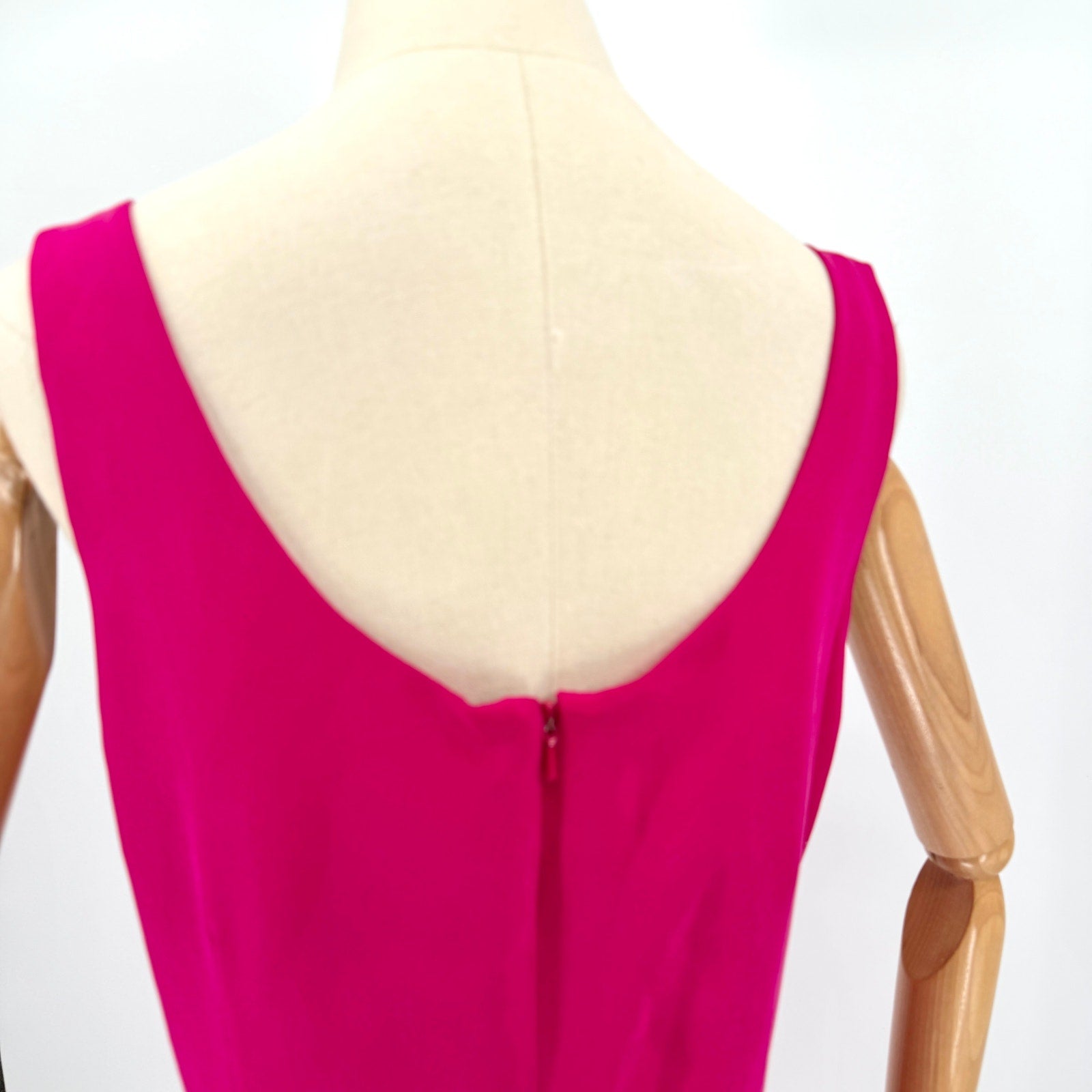 Vintage 90s Papell Too Pink 100% Silk Minimalist Sleeveless Sheath Dress