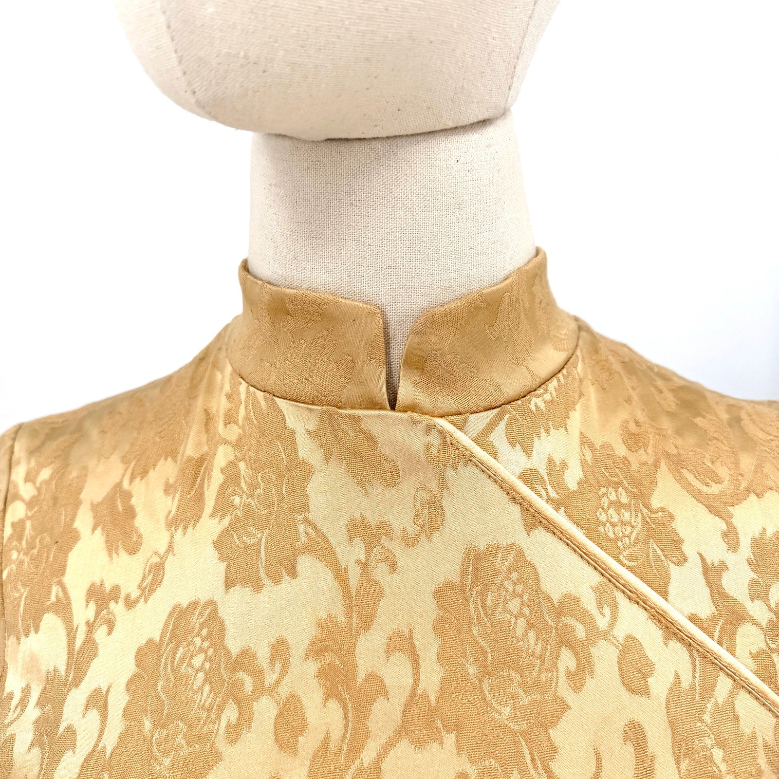 Vintage Y2K Yumi Mazao Paris Gold Floral Brocade Cheongsam Maxi Dress