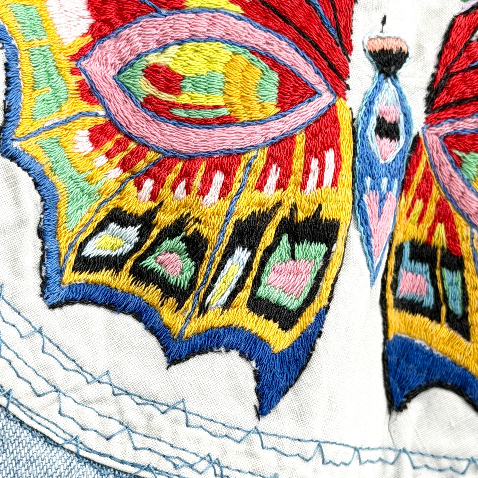 Vintage 90s Gap Light Blue 100% Cotton Butterfly Embroidered Denim Shirt