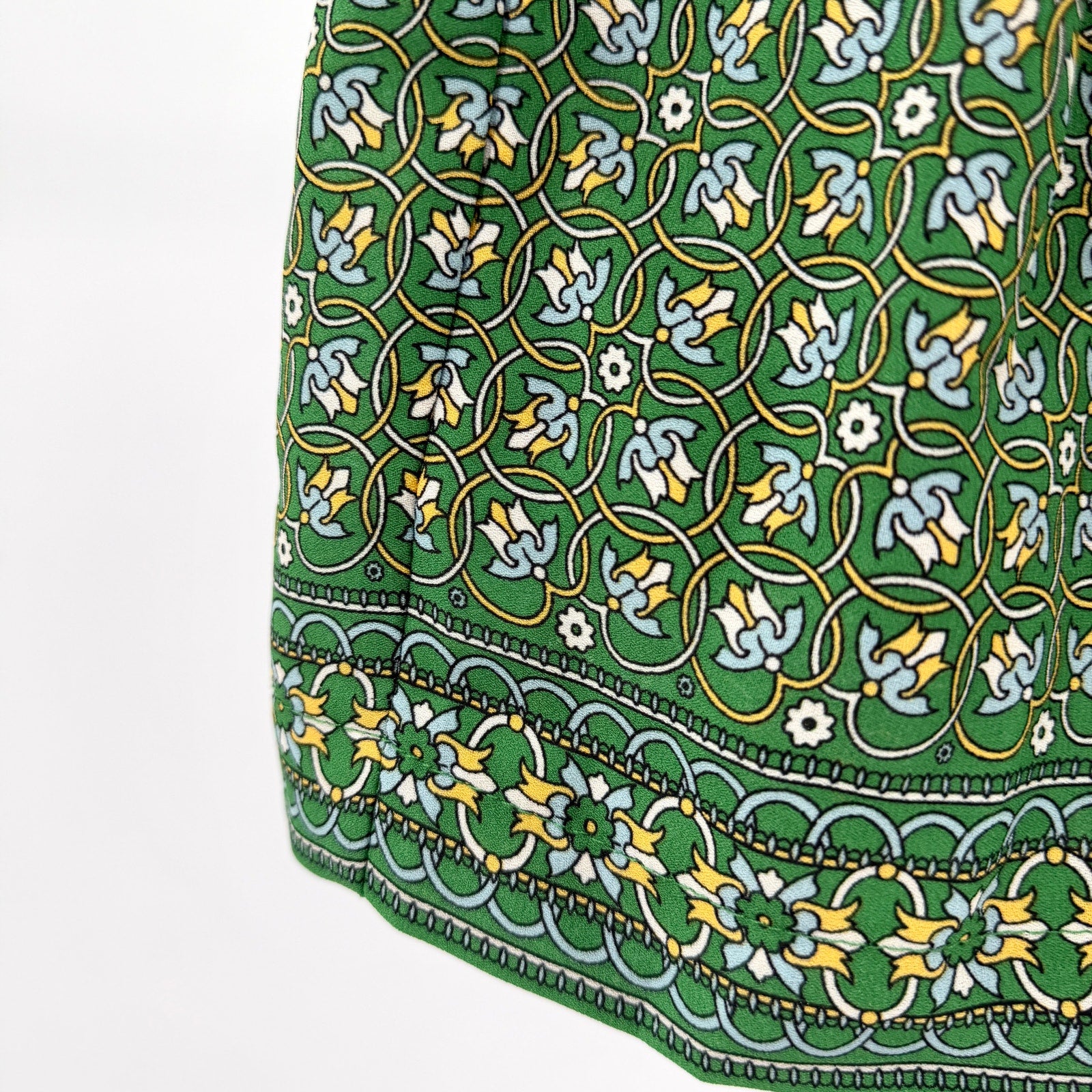 Max Studio Green Floral Paperbag Waist Tie-Front Shorts
