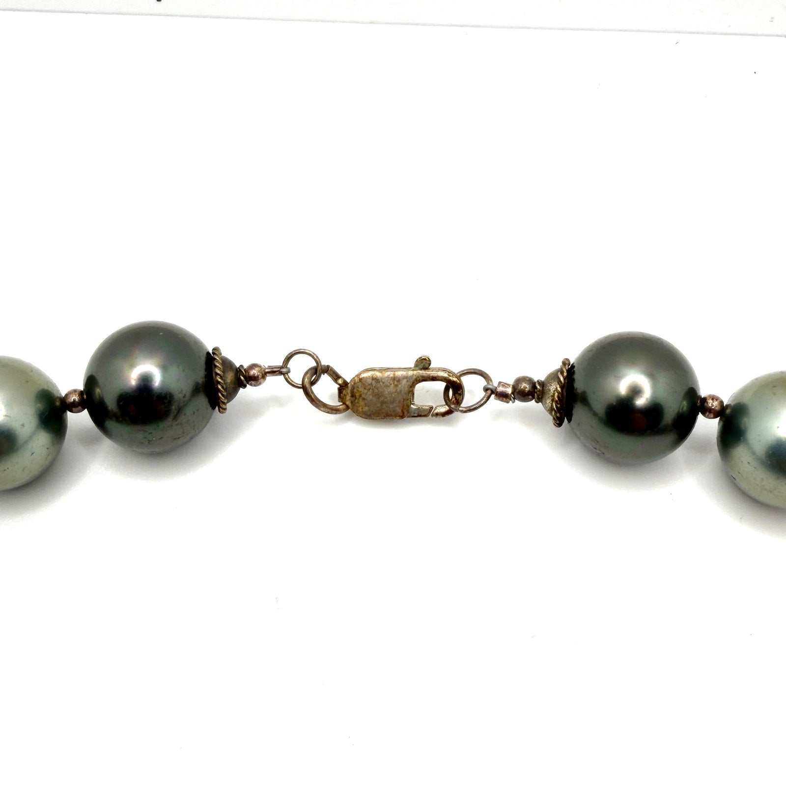 Vintage 90s Silver Blue Color Peacock South Sea Style Pearl Necklace