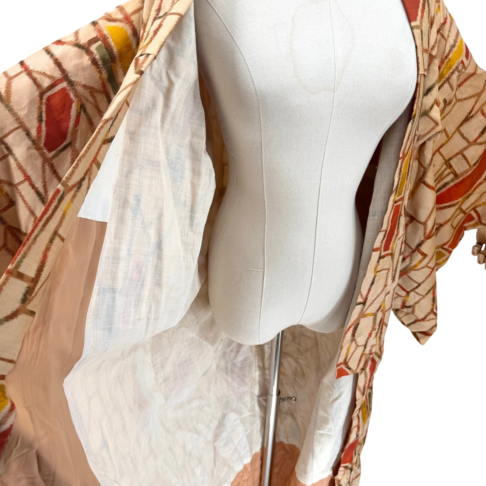 Vintage 60s Showa Era Beige Brick 100% Woven Kasuri Ikat Silk Kimono Robe
