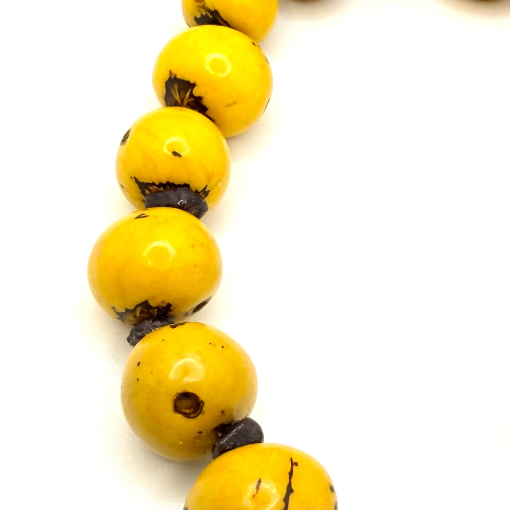 Vintage 90s Yellow Bombona Seed Boho Lampwork Glass Heart Toggle Necklace