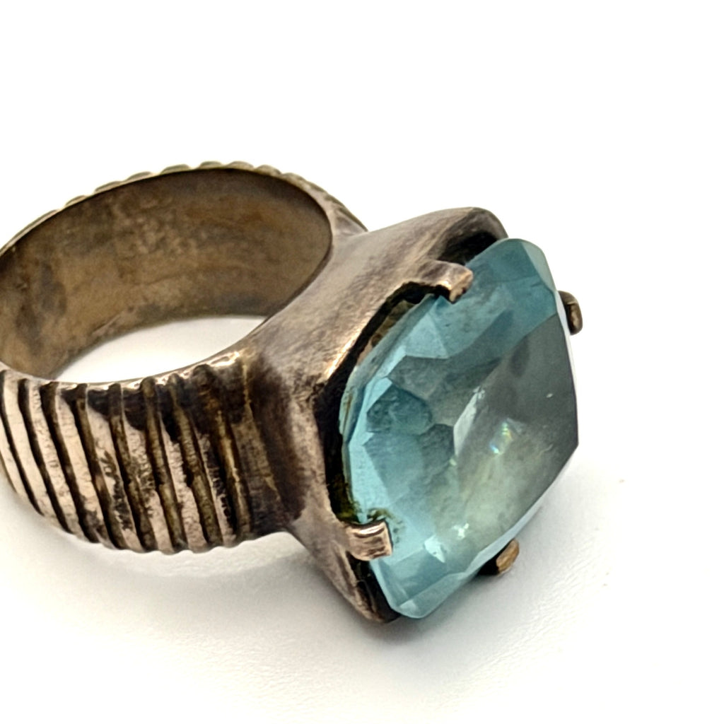 Vintage 70s Blue Topaz Sterling Silver Polish Modernist Hallmarked Ribbed Ring
