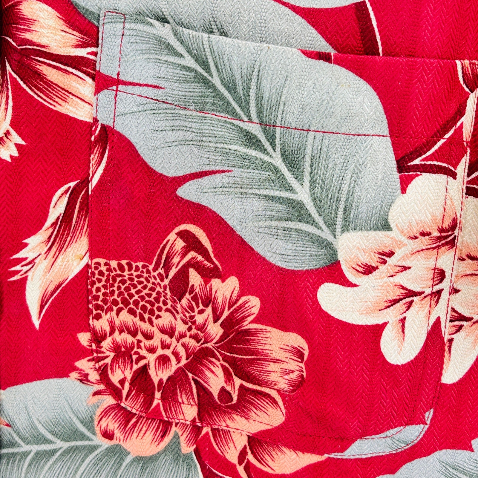 Vintage 90s Bungalow Brand Red Floral Tropical 100% Silk Cropped Shirt