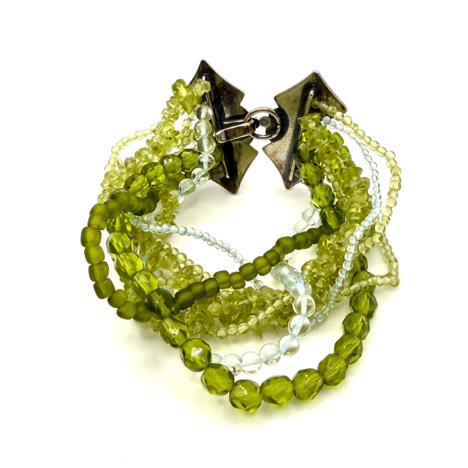 Vintage 90s Green Peridot Multi Strand Beaded Sterling Silver Clasp Bracelet