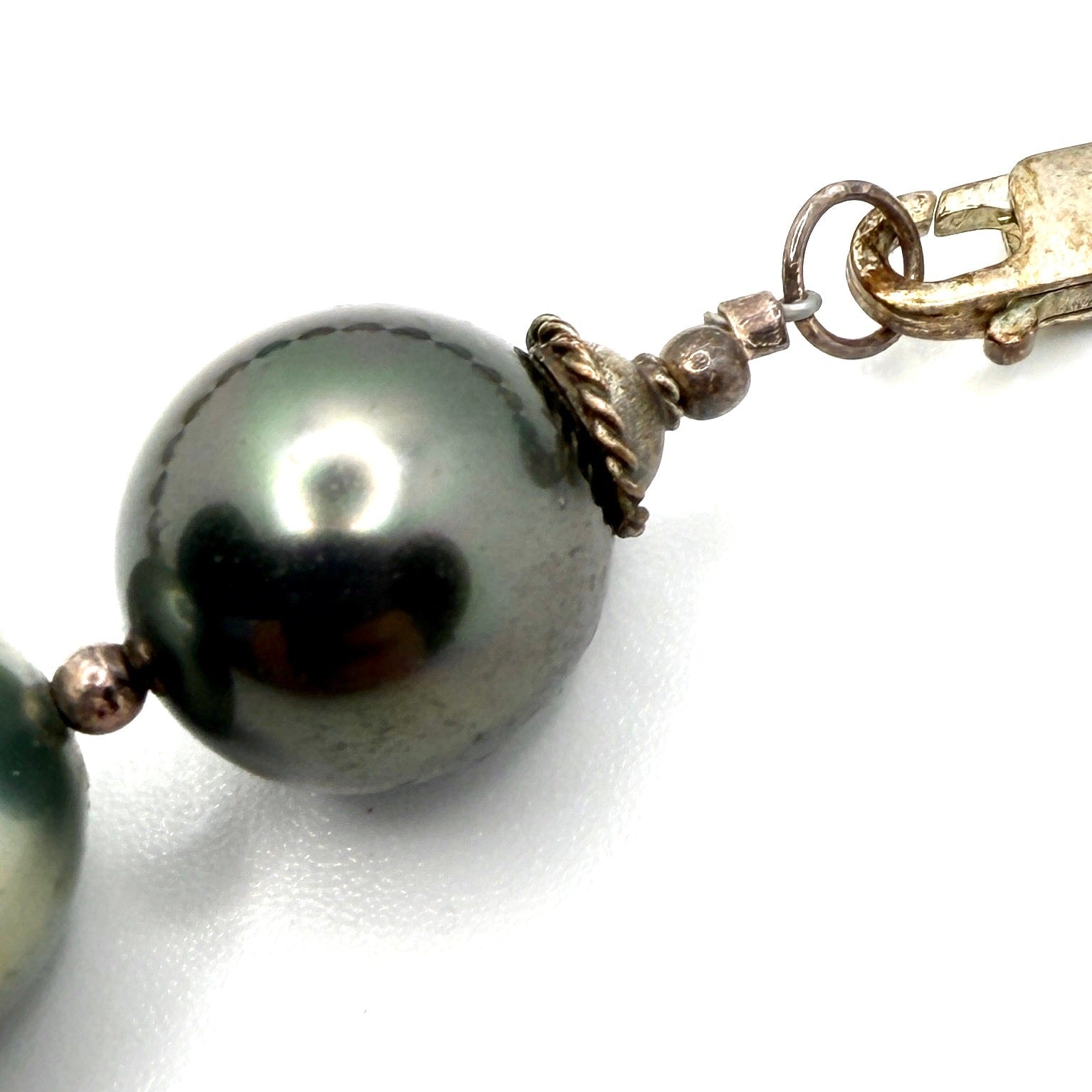 Vintage 90s Silver Blue Color Peacock South Sea Style Pearl Necklace