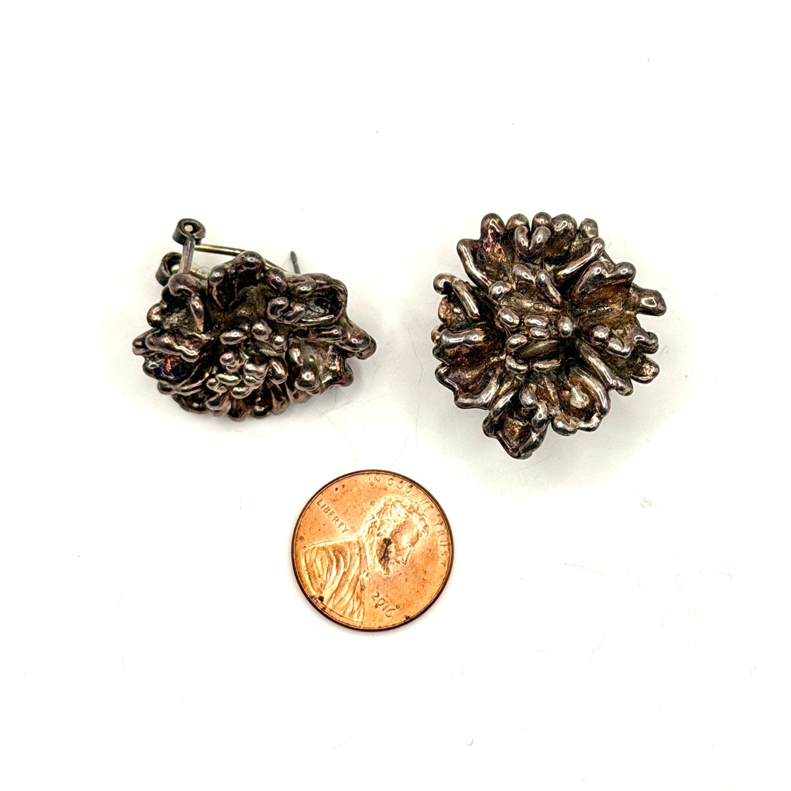 Vintage 80s Stamped Sterling Silver Israel Brutalist Flower Omega Post Earrings