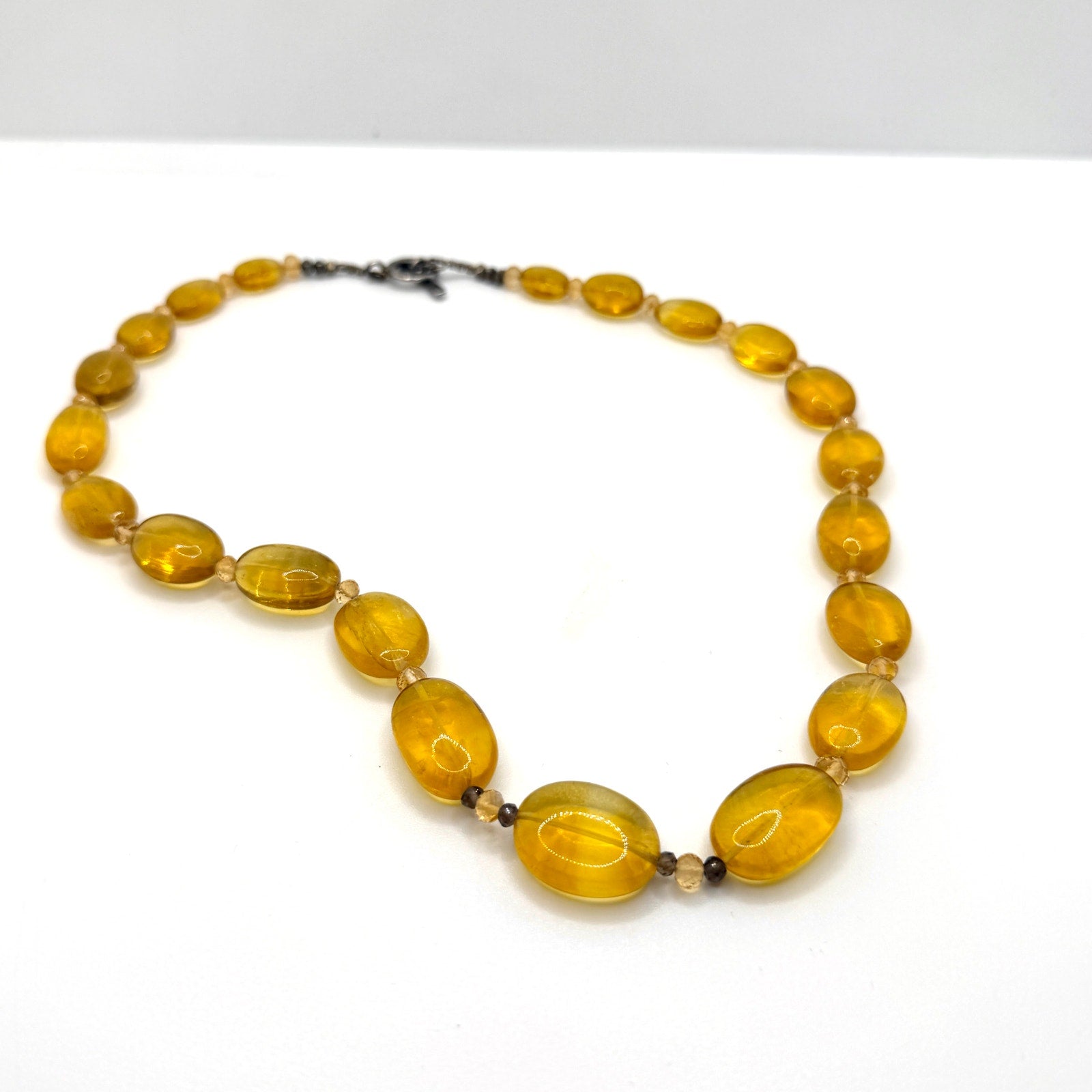 Vintage 90s Honey Citrine Quartz Smoky Quartz Hammered Toggle Statement Necklace