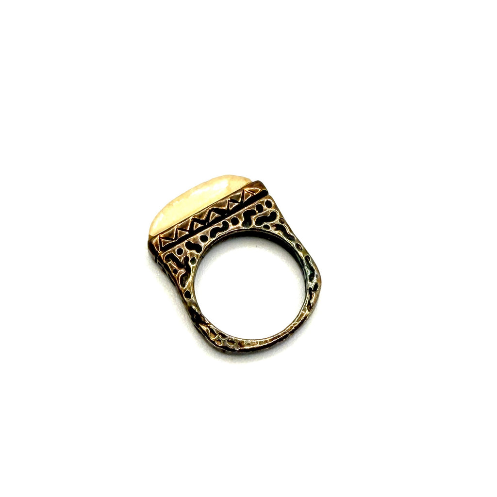 Vintage 90s Honey Amber Sterling Silver Geometric Tribal Stamped Statement Ring