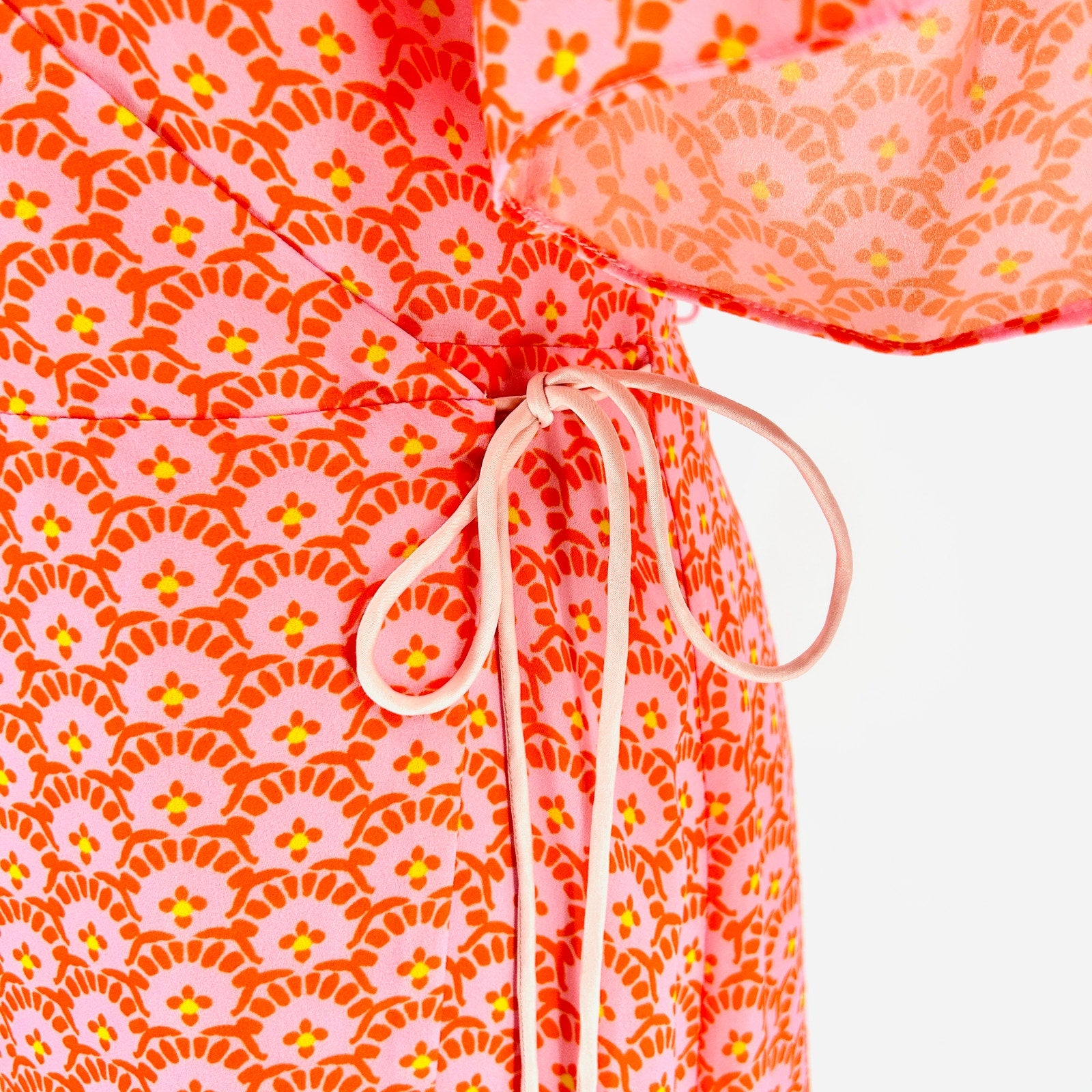 alice + olivia Pink Orange Retro Floral Print Wrap Dress