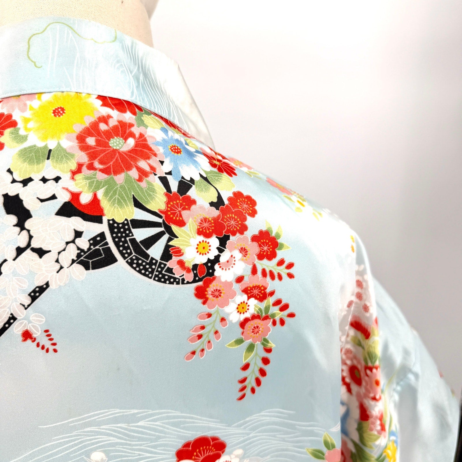 Vintage 90s Ichiban Pastel Blue Floral Long Robe Kimono