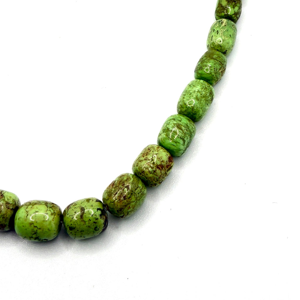 Vintage 90s Signed SE Sterling Silver Apple Green Gaspeite Barrel Necklace