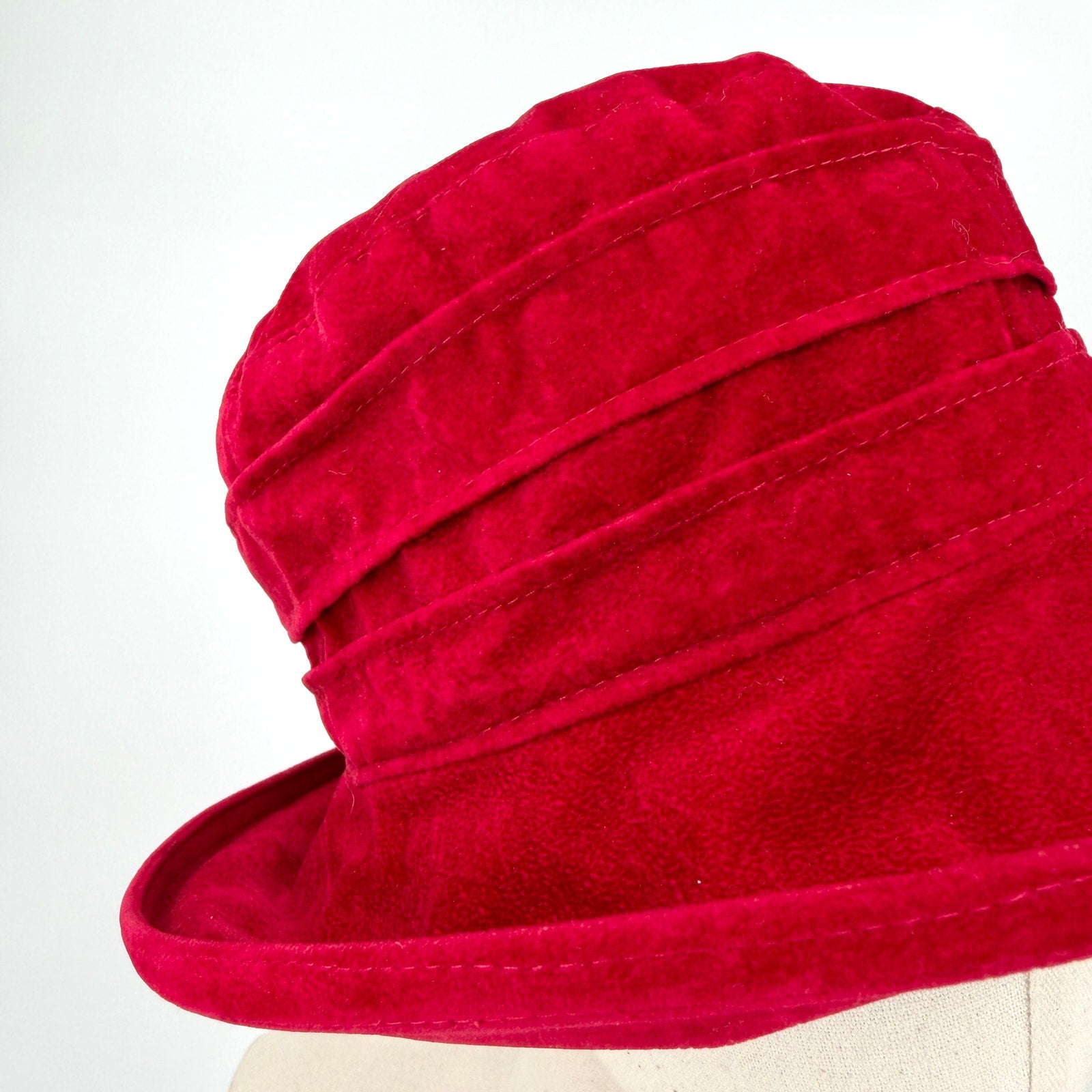 Vintage 90s Peak And Brim Red Velvet Boho Structured Adjustable Bucket Hat