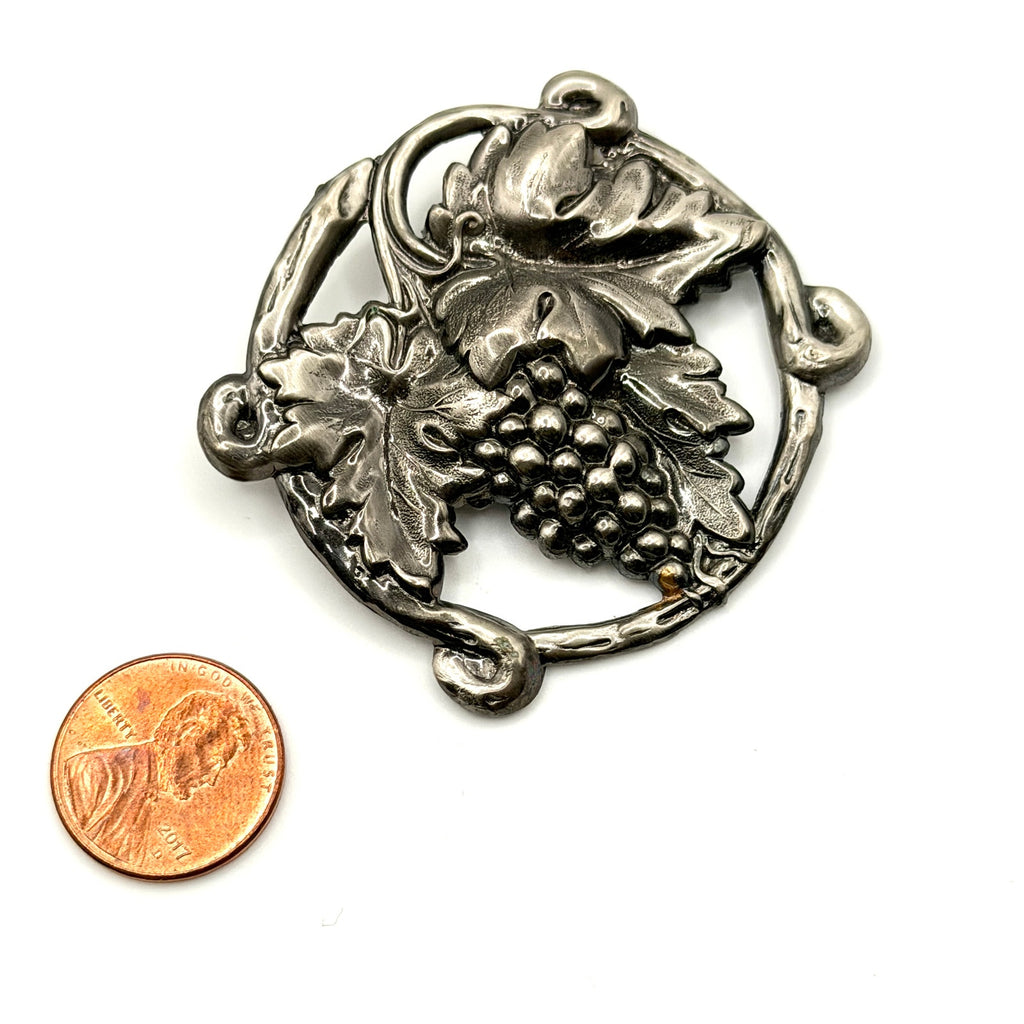 Vintage 80s Silver Tone Grape Cluster Vine Relief Brooch Pin