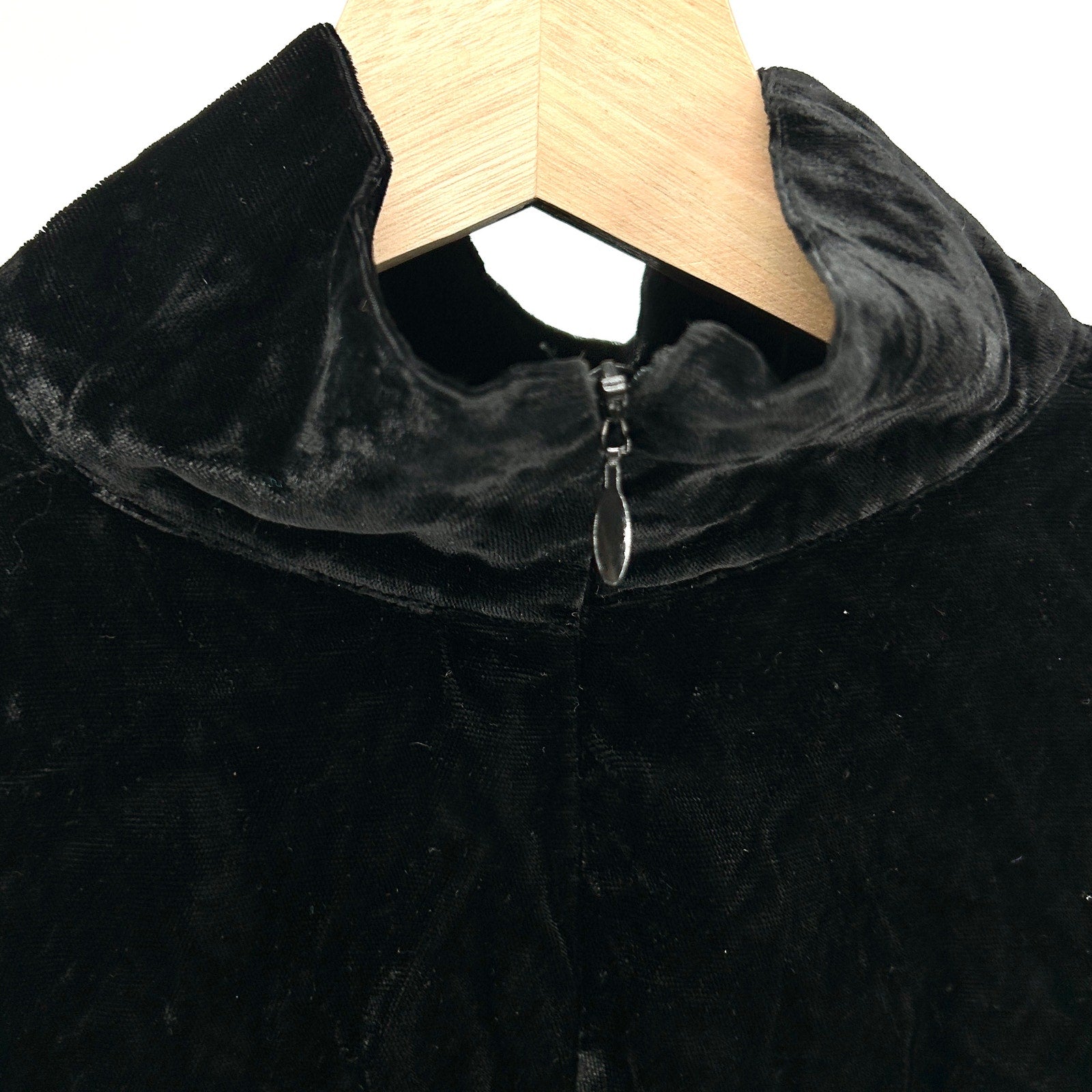 Vintage 90s Double D Ranch Black Crushed Velvet Turtleneck Top