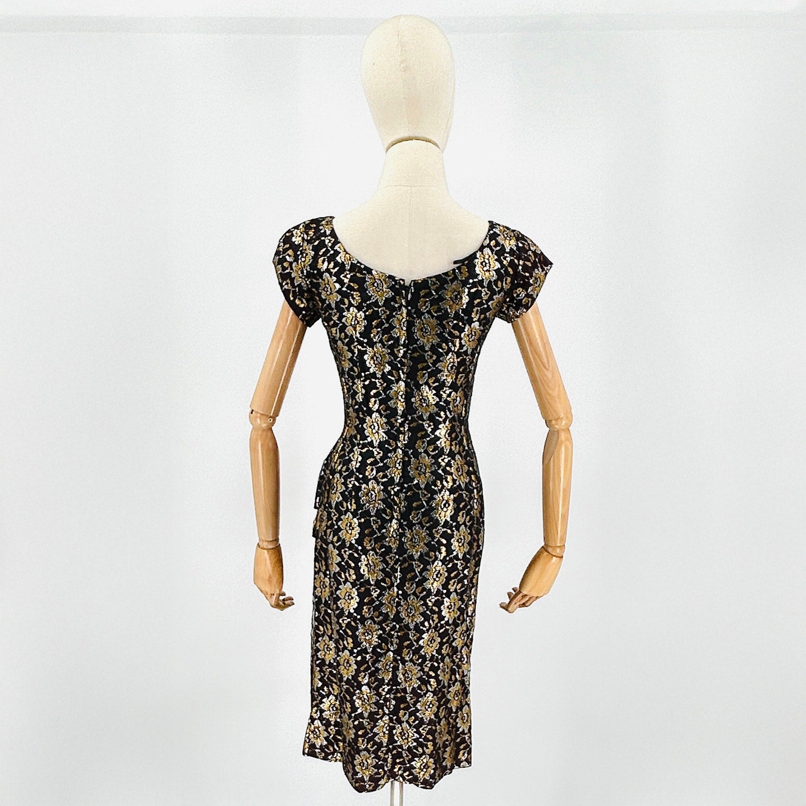 Vintage 50s/60s Black Gold Metallic Floral Lace Evening Cocktail Dress