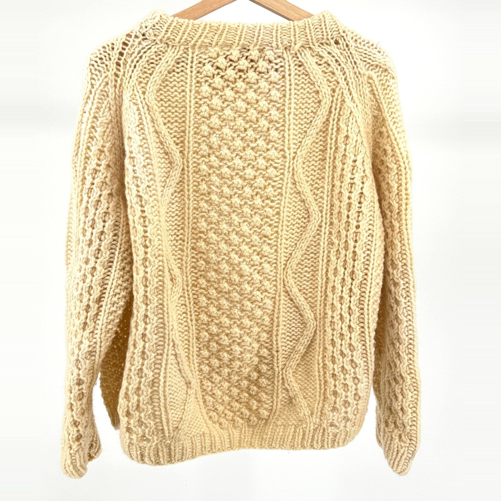 Vintage 70s Italian Alexander’s Cream Wool Fisherman Knit Sweater