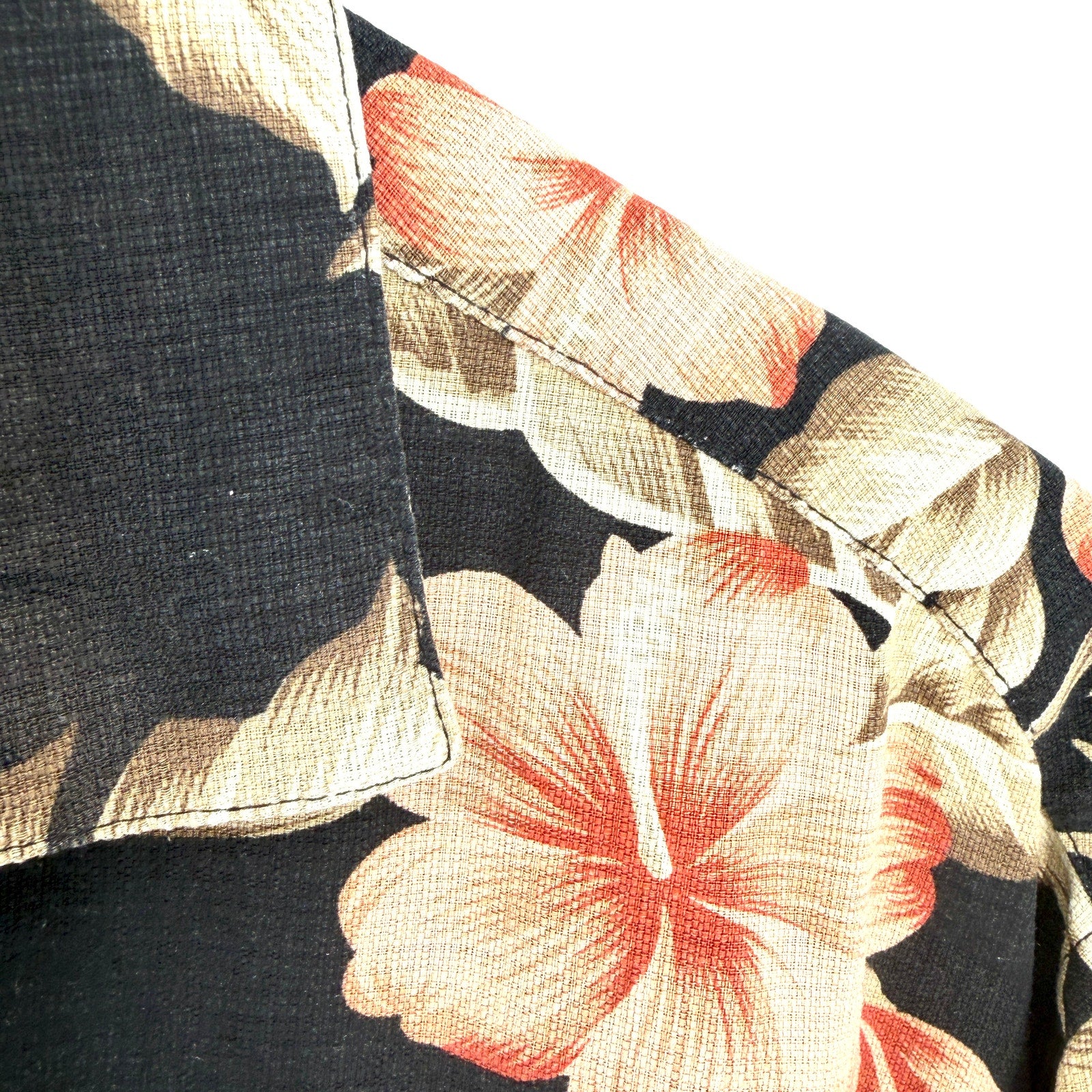 Vintage Y2K Island Shores Black Tan 100% Silk Tropical Hibiscus Button Up