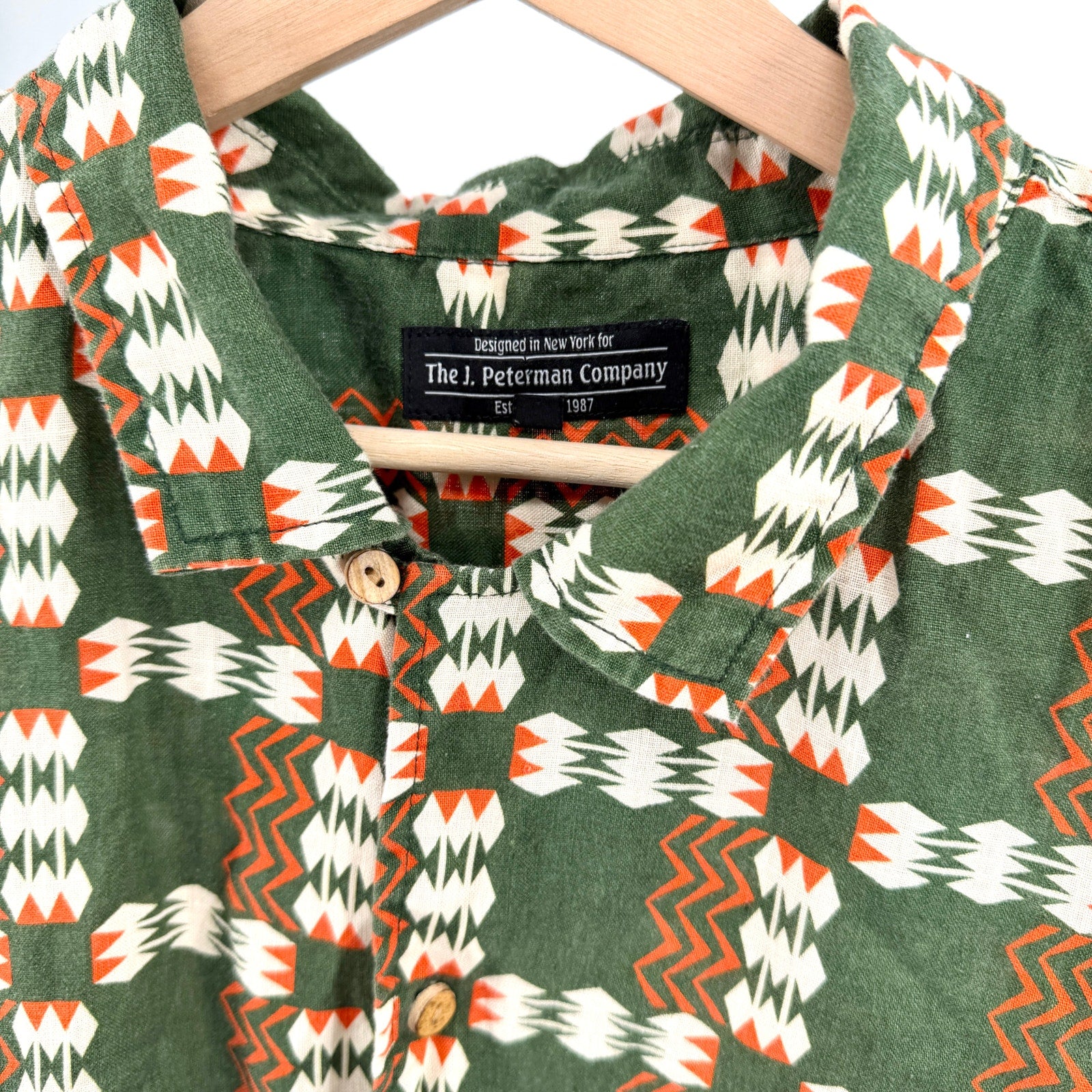 J. Peterman Company Green 100% Linen Tribal Print Short Sleeve Shirt