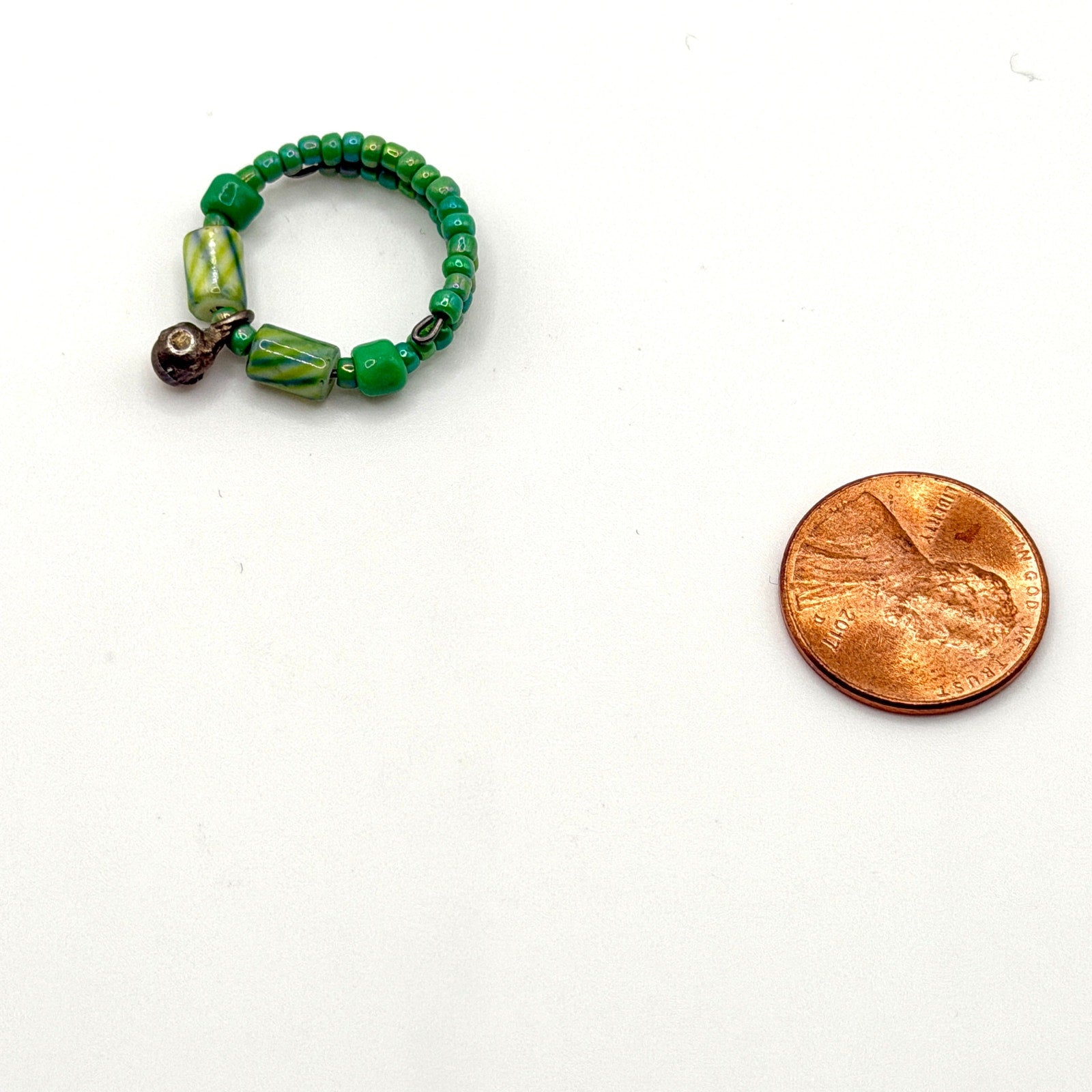 Vintage 90s Green Glass Seed Bead Sterling Silver Dangle Wrap Boho Ring