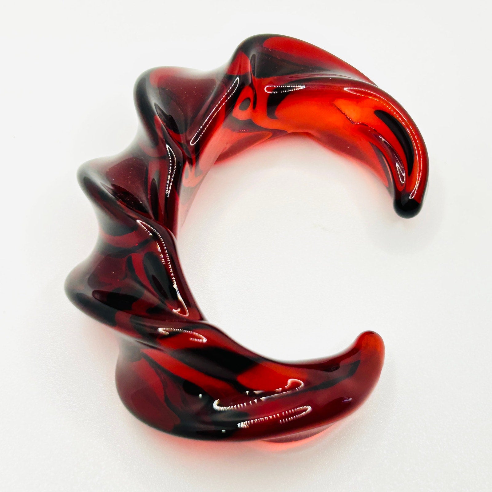 Vintage 90s Red Black Handblown Glass Swirl Chunky Avant Garde Cuff Bracelet