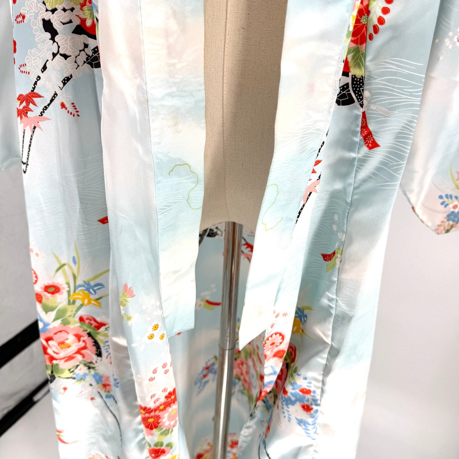 Vintage 90s Ichiban Pastel Blue Floral Long Robe Kimono
